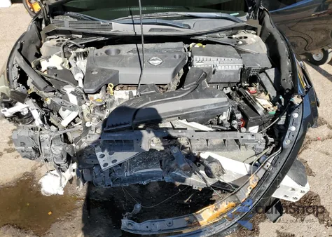 2015 Nissan Altima 2.5 z USA, uszkodzony, nr VIN 1N4AL3AP2FN893945